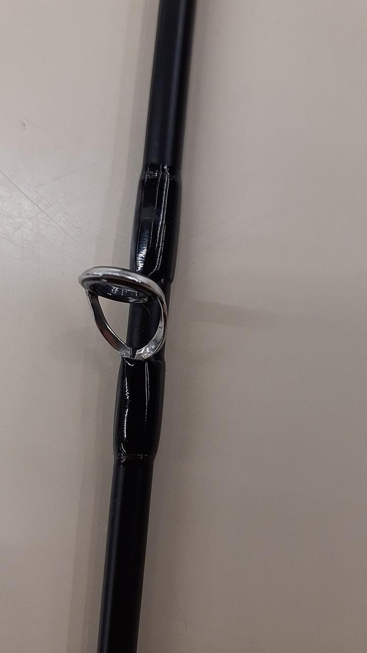 GAMAKATSU Luxxe Coyote S100M Shore Jigging Rod 2pcs 190g Used, Crack, Rust