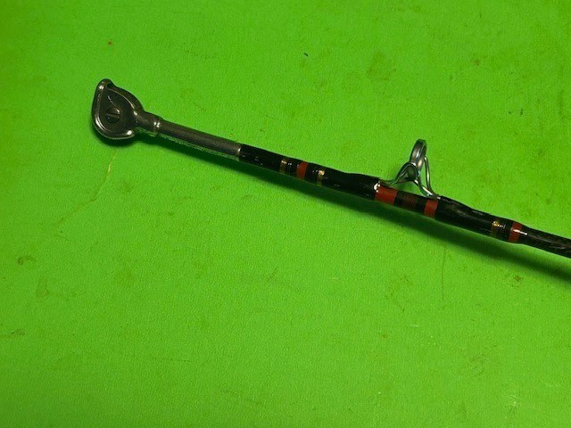 KUNNAN HOT RAIL 5 FOOT 6 INCH 30 TO 80 POUND RATED TROLLING BOAT FISHING ROD