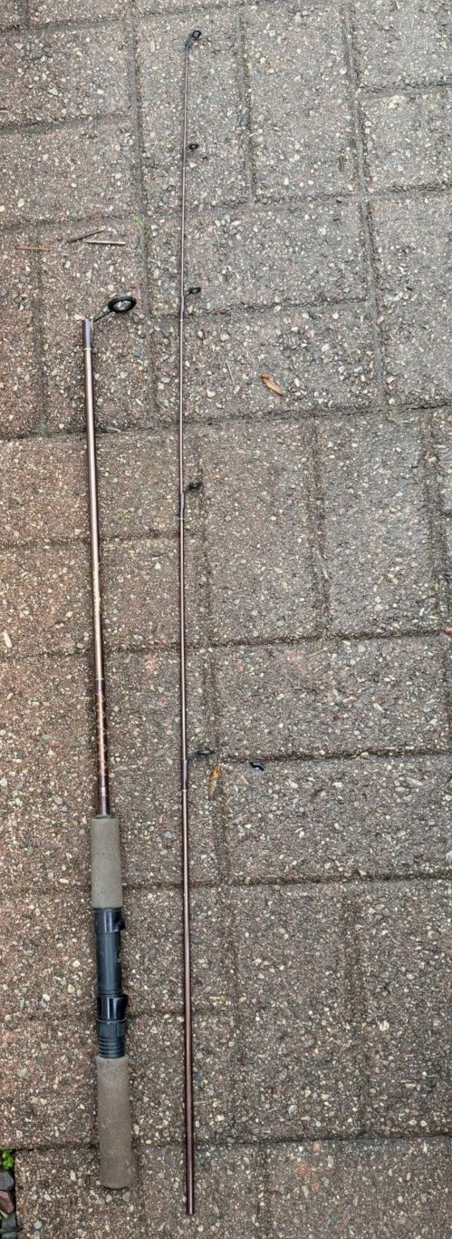 Catchmaster Graphite Composite 1062 Light Action Fishing Rod 5-1/2 Ft. 2 Pc.