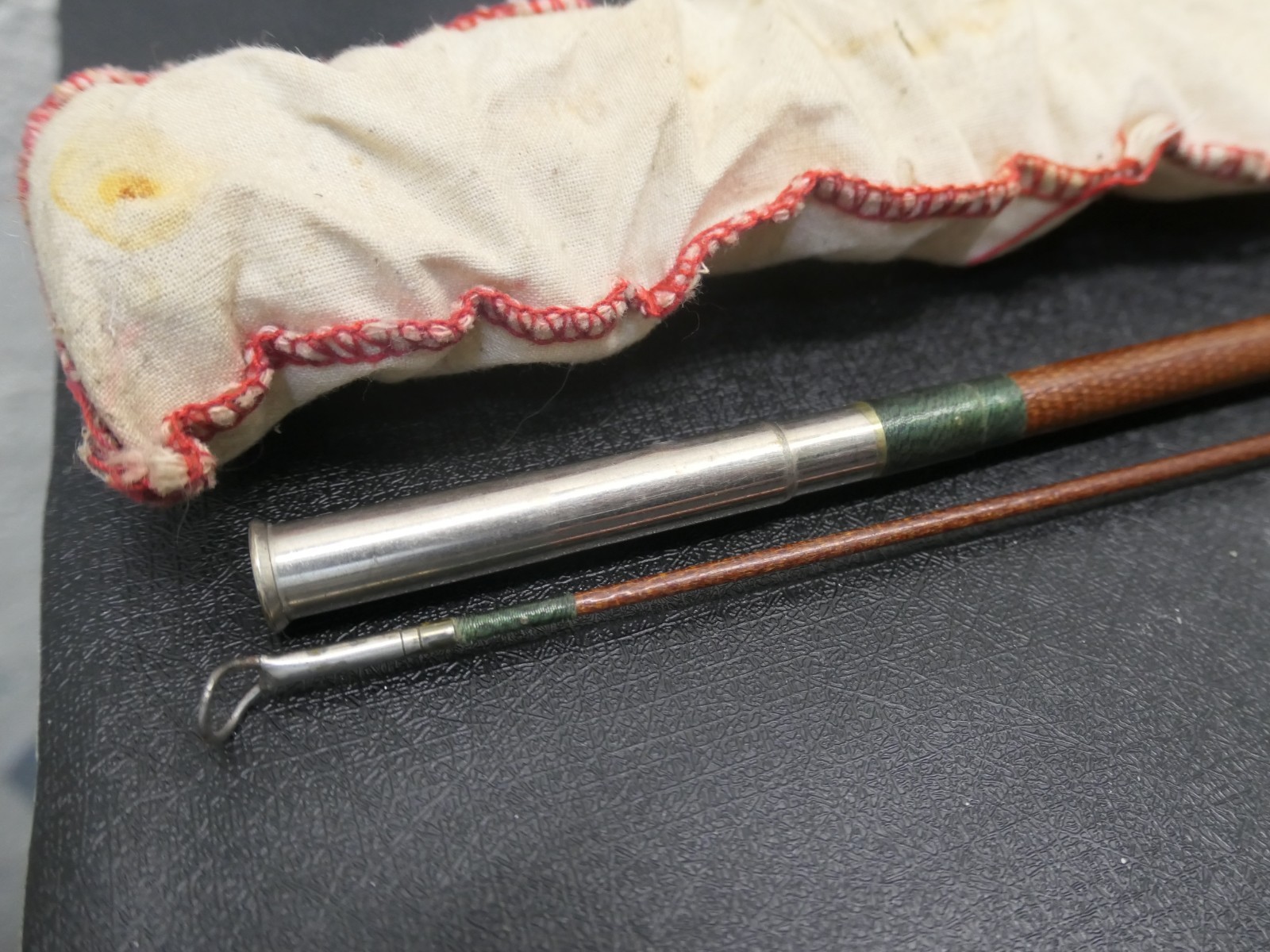Vintage ACTIONGLAS Tubular Glass Special 9′ Fly Rod