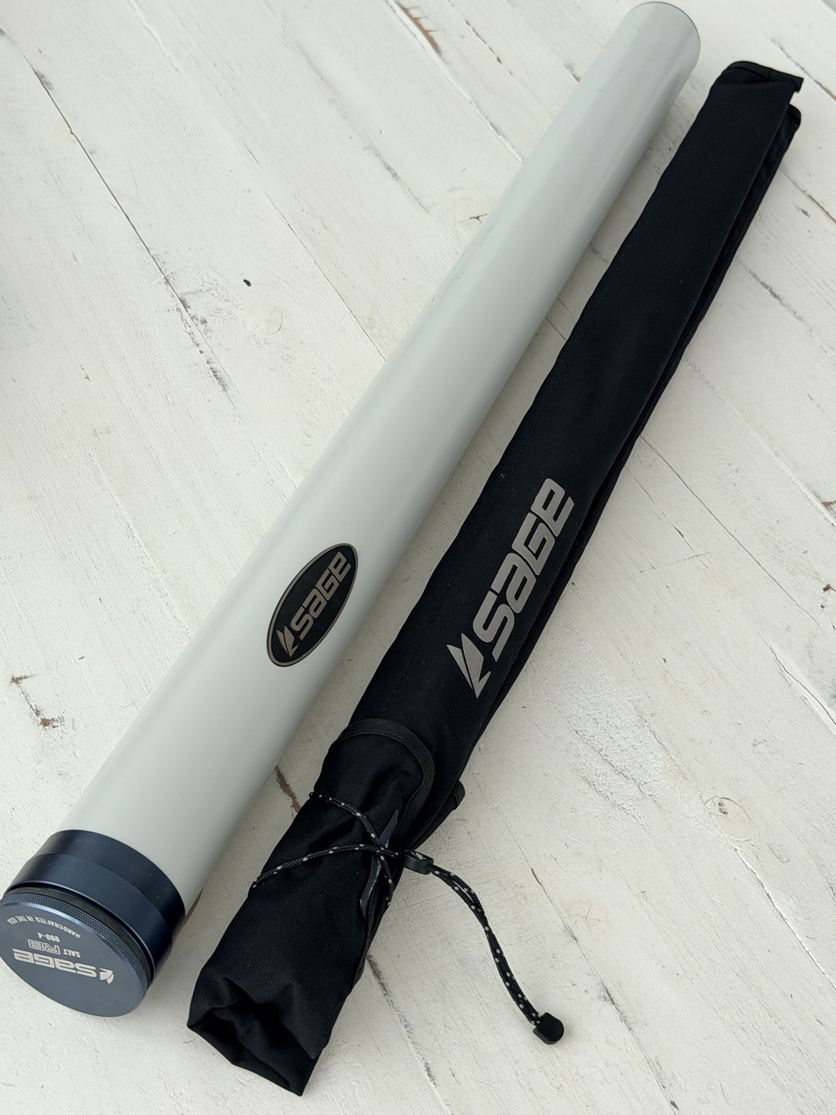 **BEAUTIFUL** 🔥 SAGE R8 SALT 9wt. 9’ft~4Pc FlyRod!! 🔥~LEGENDARY~🔥