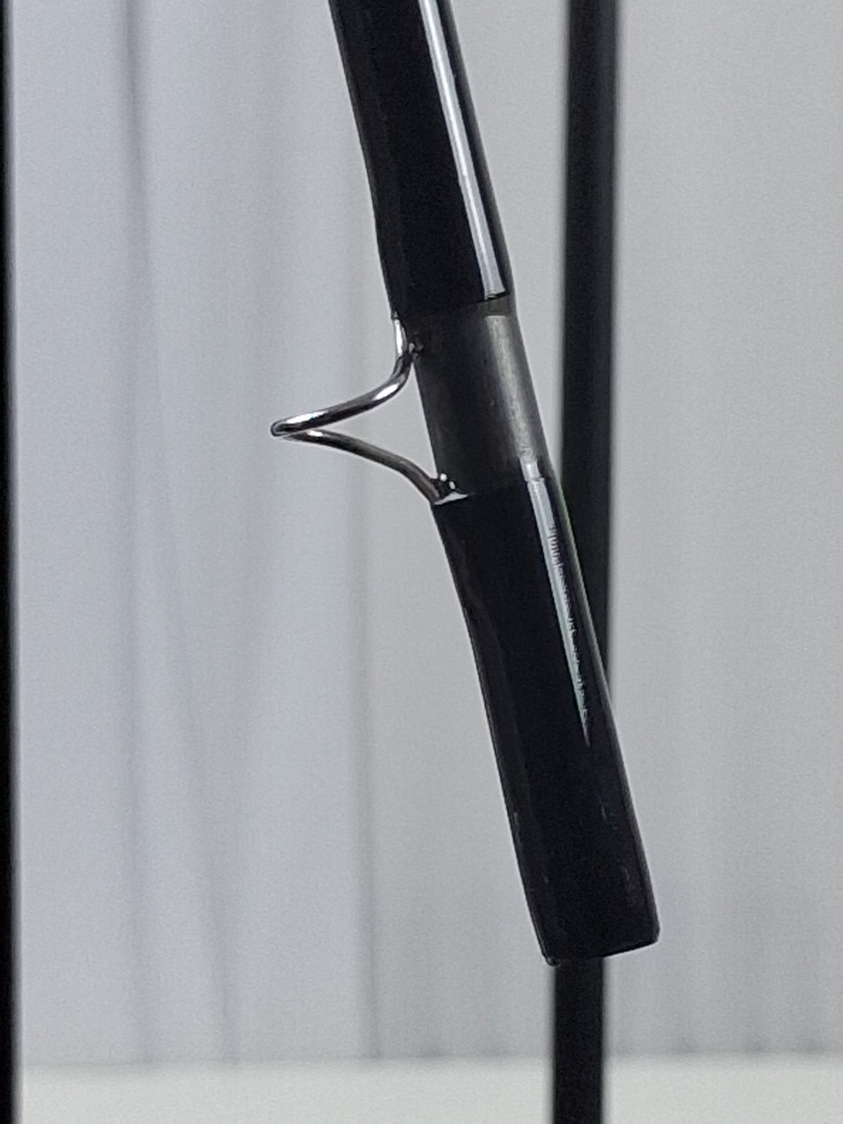 scott 804 8ft 2 pc fly rod 2.8 oz 4 line with case in Great condition