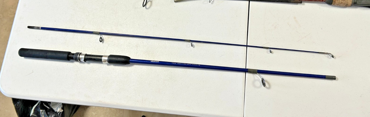 Vintage Purplish Blue Okuma Fin-Chaser Fishing Rod FN-60-30, 6′, 2 Piece