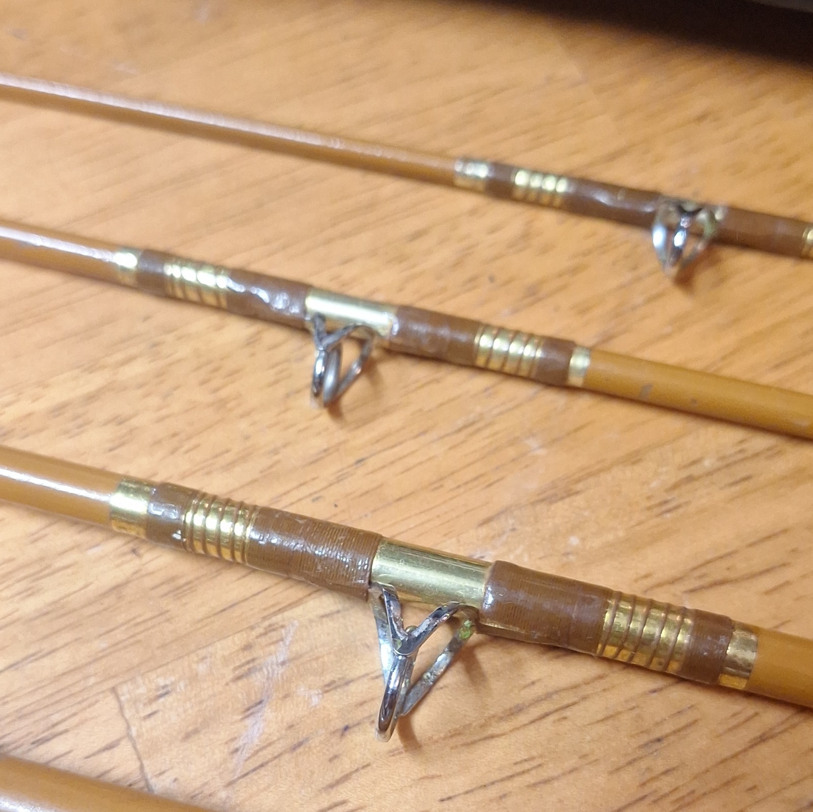 Vintage True Temper Traveller 200T Casting Rod 6′ 4pc Medium Mod 10lb 1/2oz Case