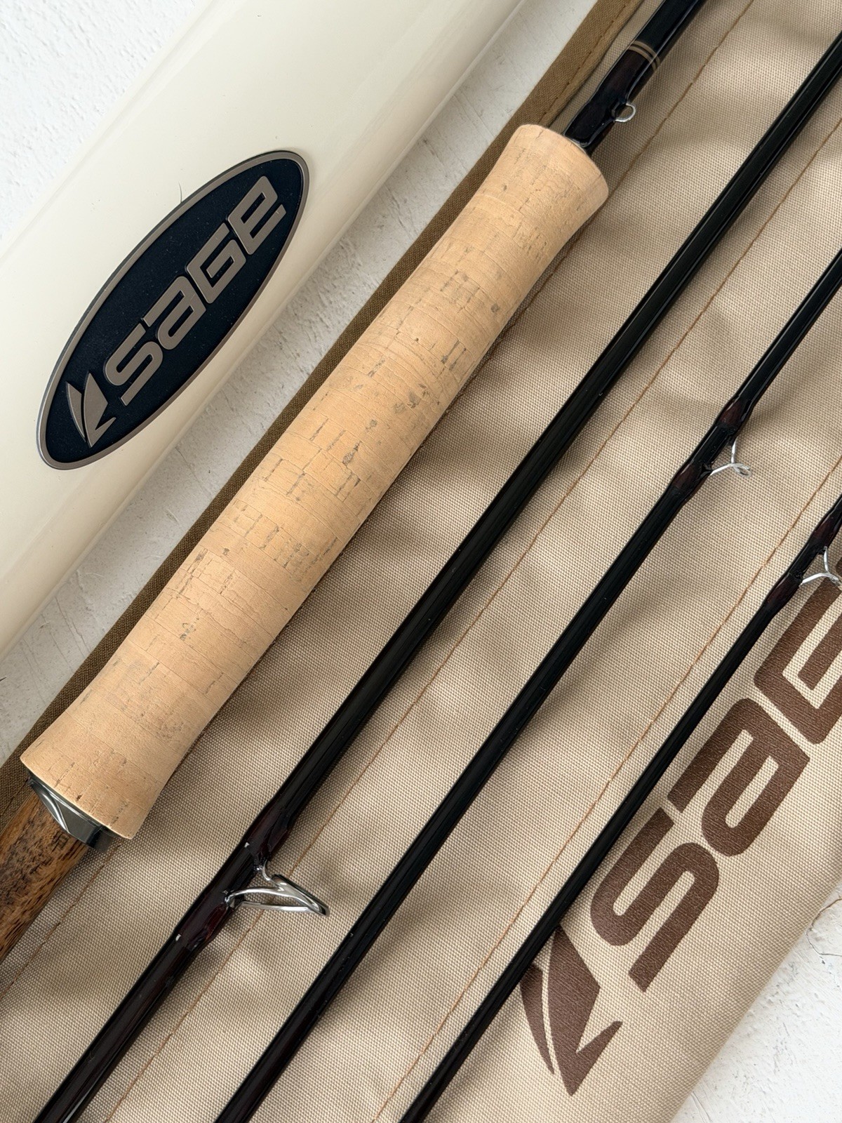 **BEAUTIFUL** 🔥 SAGE CLASSIC R8 5wt. 8’6”in FlyRod!!🔥~LEGENDARY~🔥