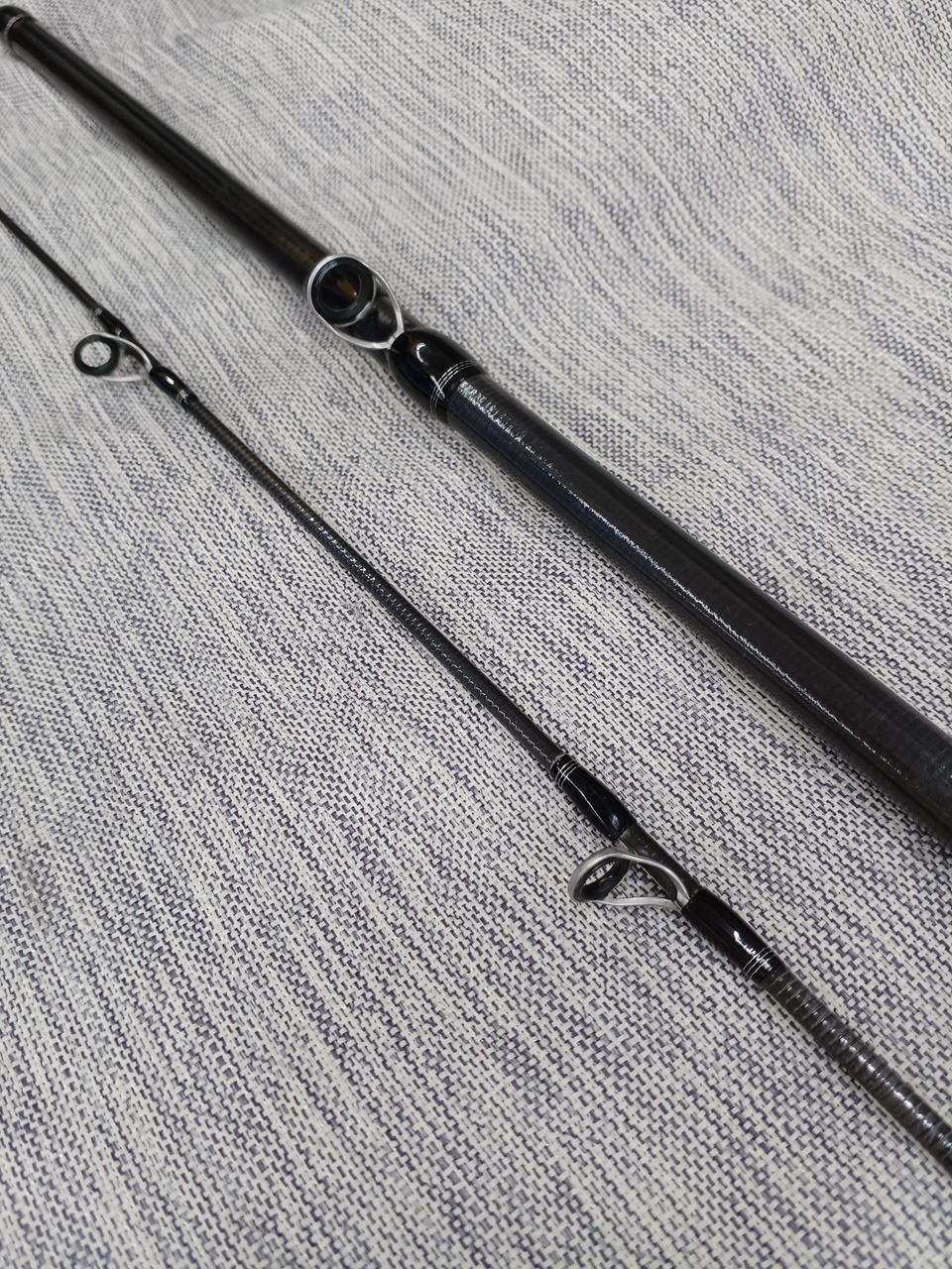 Daiwa Phantom Liberalist 8’0″ Bass Fishing Rod 3-Piece, Medium Power