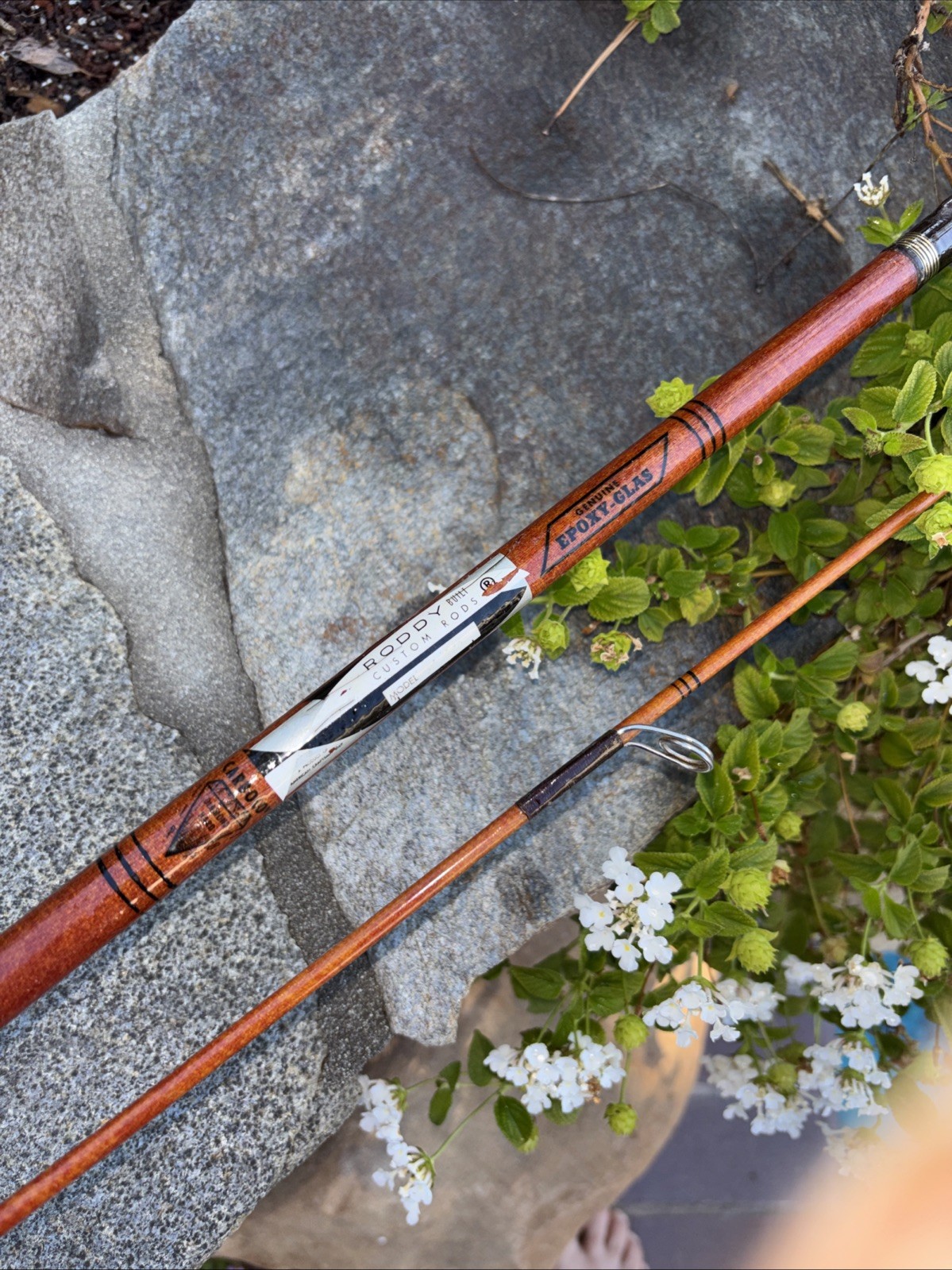 Roddy CARBOLO Custom Made 8’6″ Genuine Epoxy Glass Spinning Fishing Rod USA #A