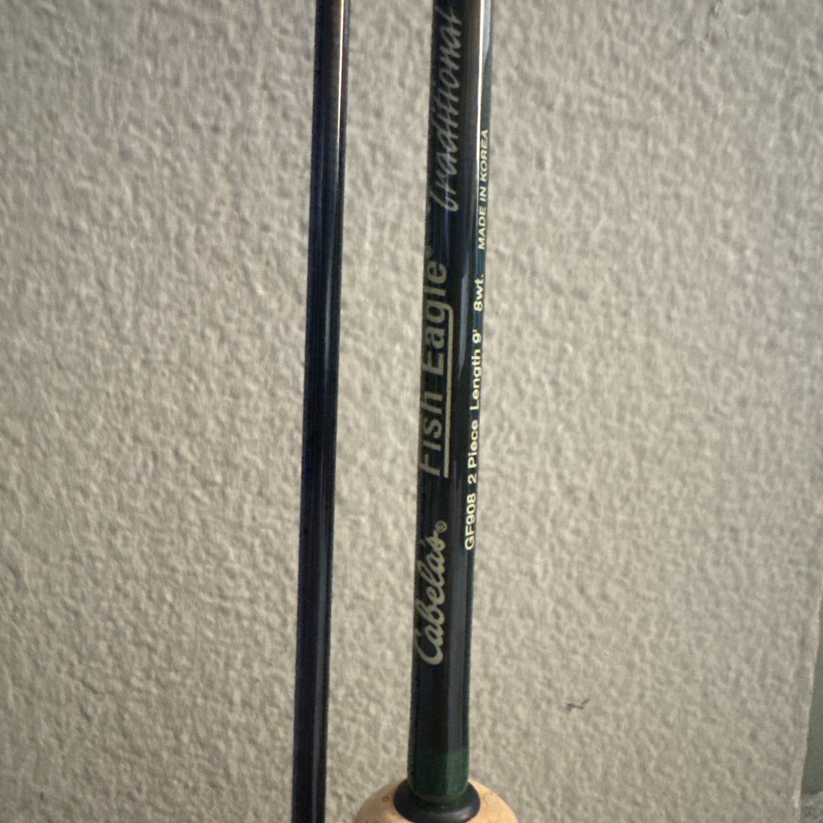 Cabelas Traditional Fish Eagle 9ft 2 Piece 8 WT Fly Rod With Case