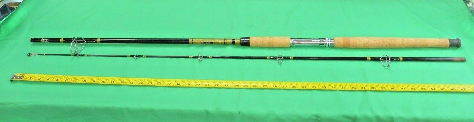 Vintage Daiwa 8025 Spinning Fishing Rod 8′ USA California 8-20LB 2 piece MINT