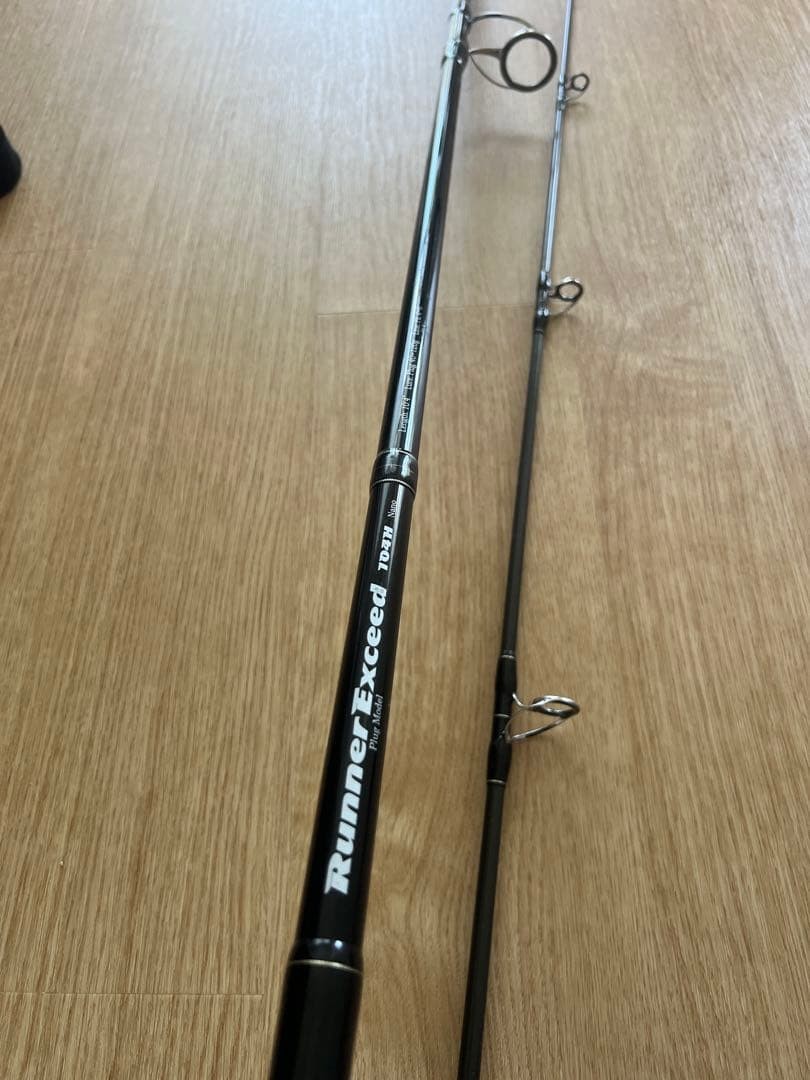 Fisher Runner Exceed 104H Nano Casting Rod Broken Tip Used for Parts
