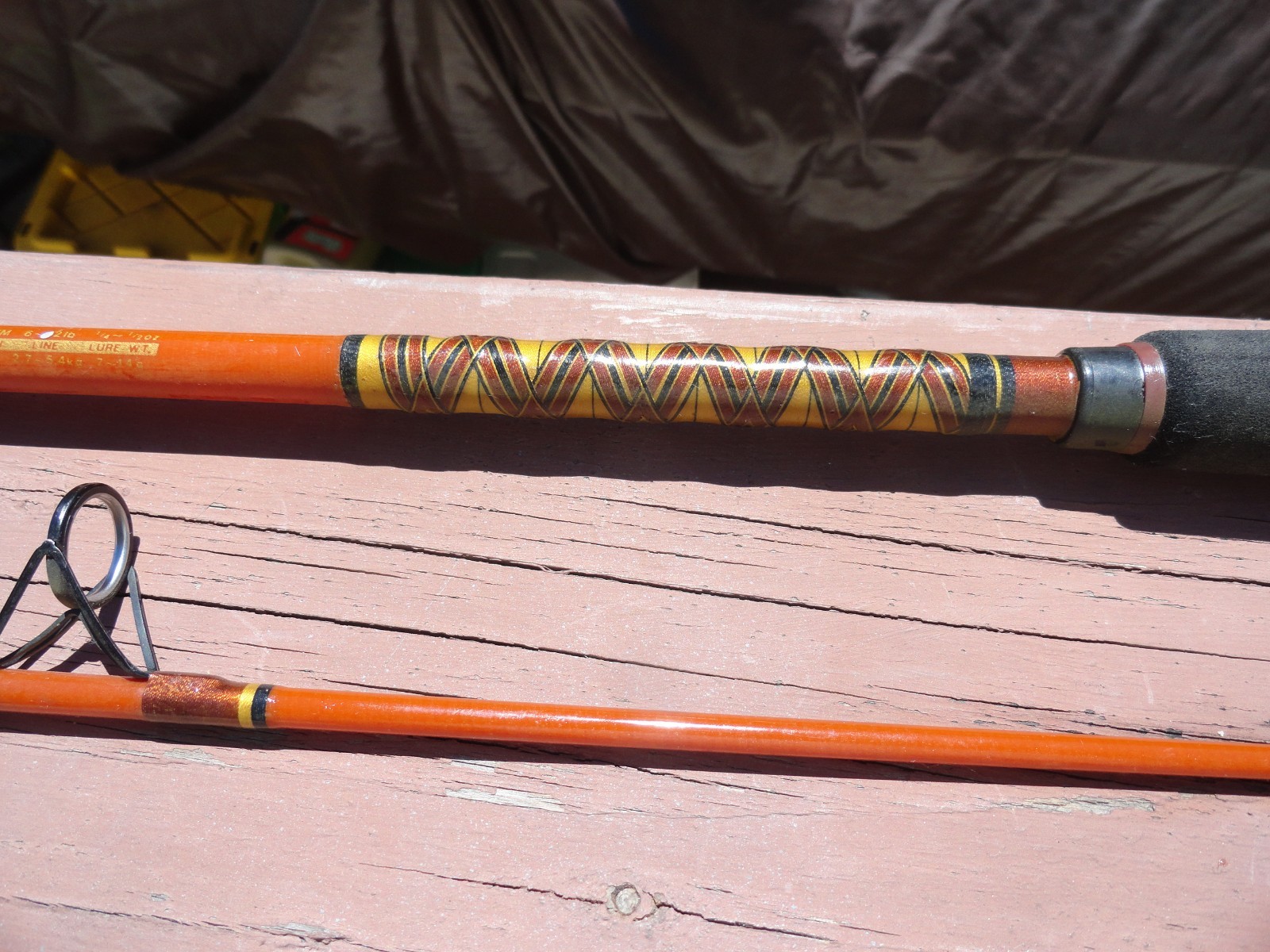 Daiwa VIP Gold 7012 Spinning Rod E-Glass 6′ 6″ Medium Action 2-Pc Spin Cast Rod