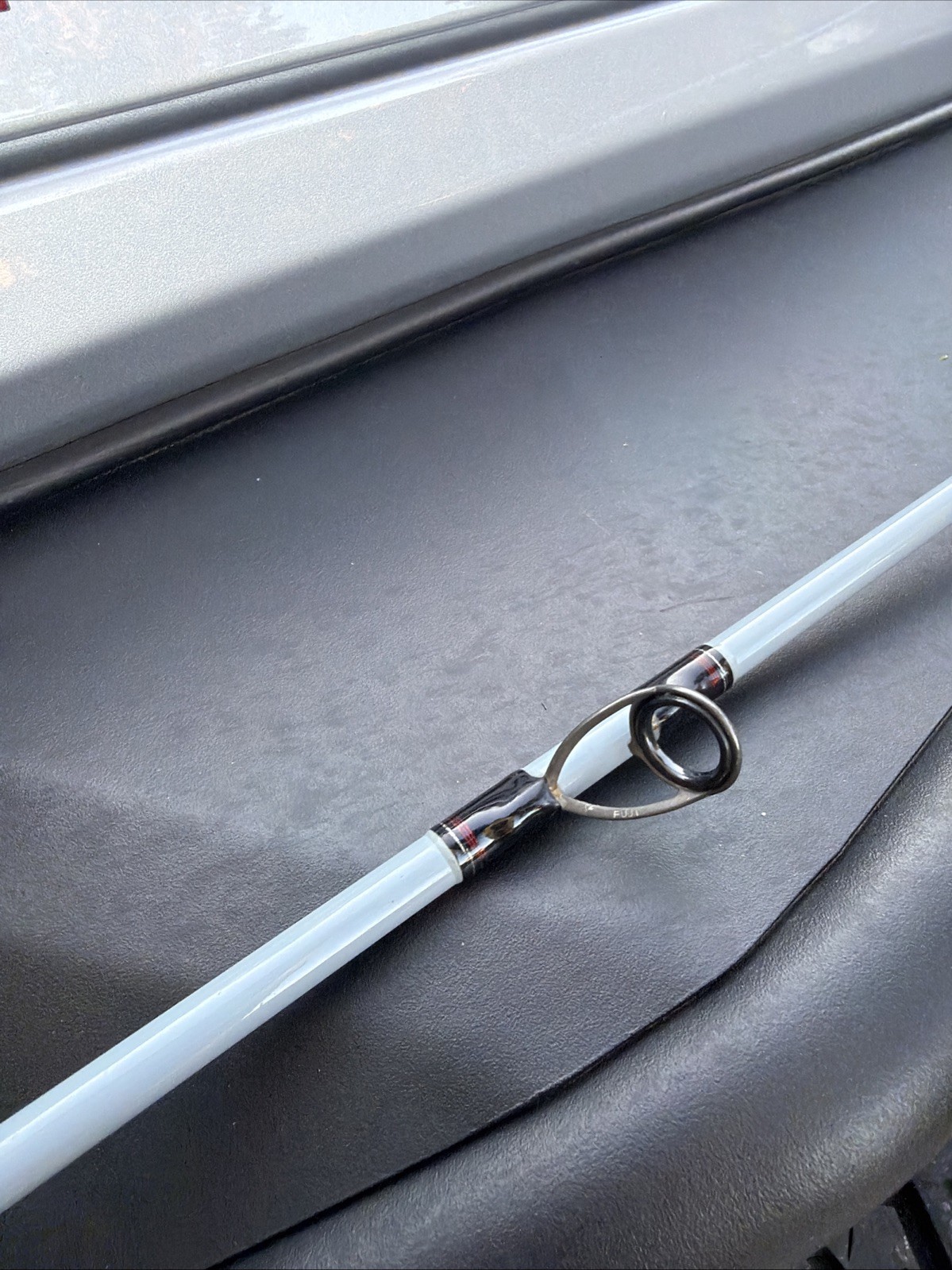 Daiwa Team Daiwa Spinning Surf Rods 2-Piece Surf Spinning Fishing Rod 10’ MHF