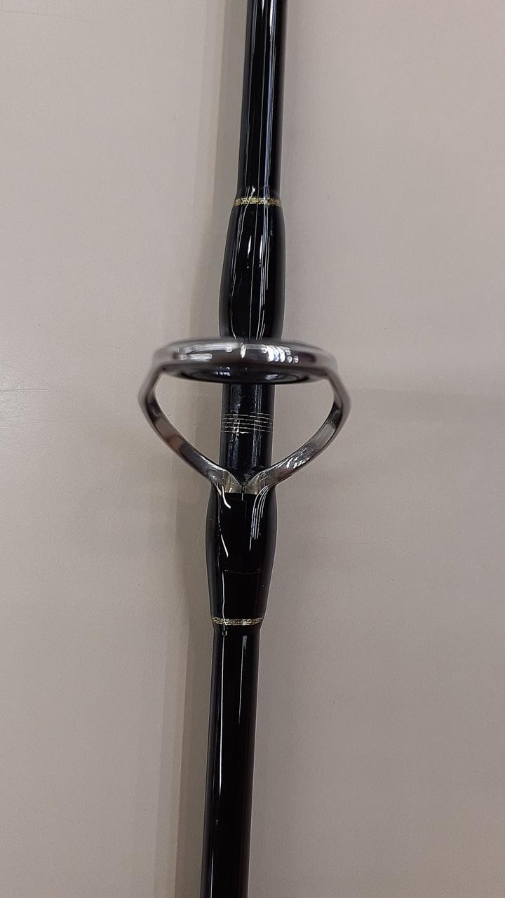 Yamaga Blanks Blue Sniper 81/6 Blacky Jigging Rod 2-Piece, 31in/79cm, Used