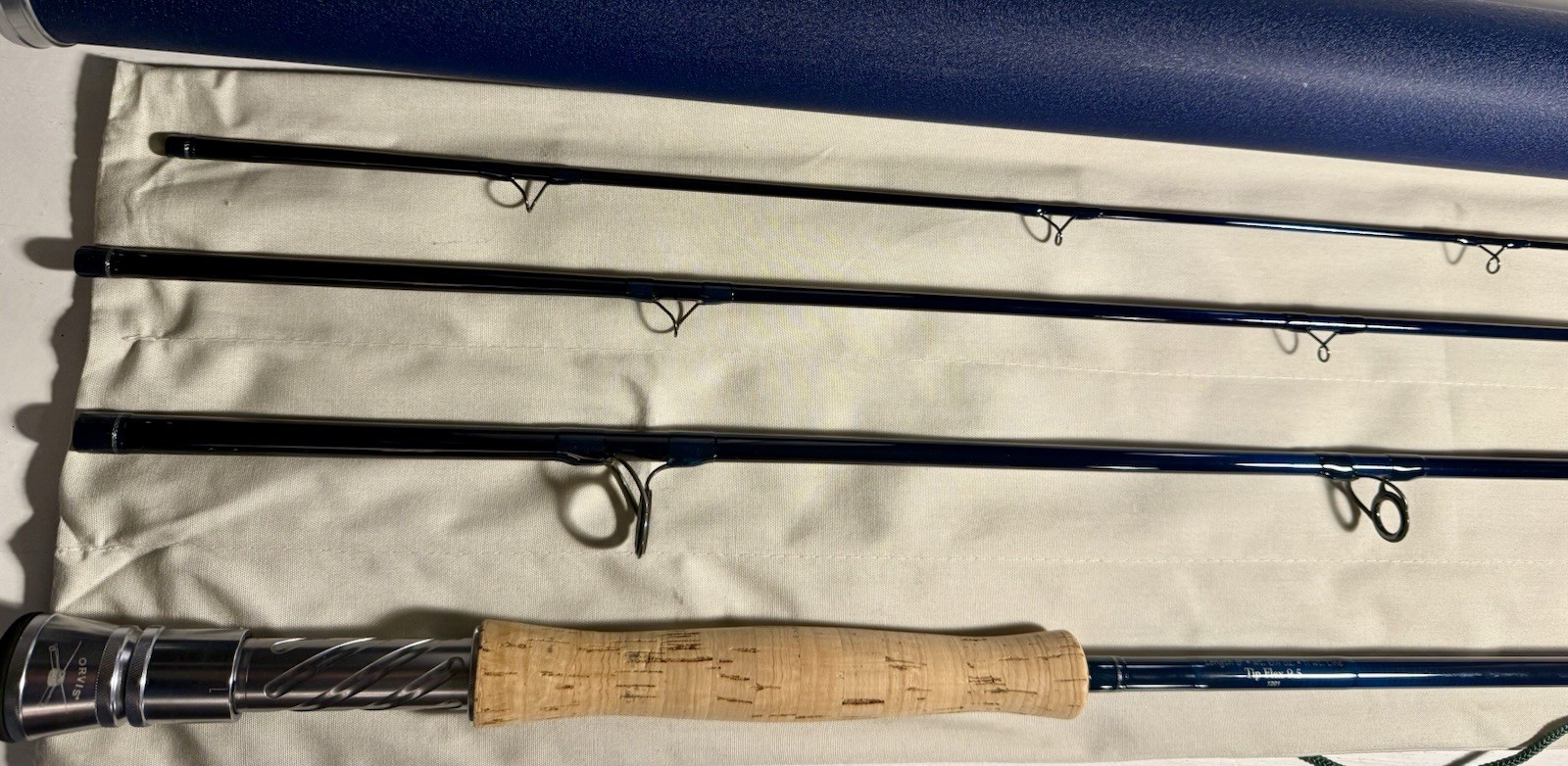 Orvis T3 9 Foot #11 Carbon 4 Piece Saltwater Fly Rod with Bag & Travel Tube