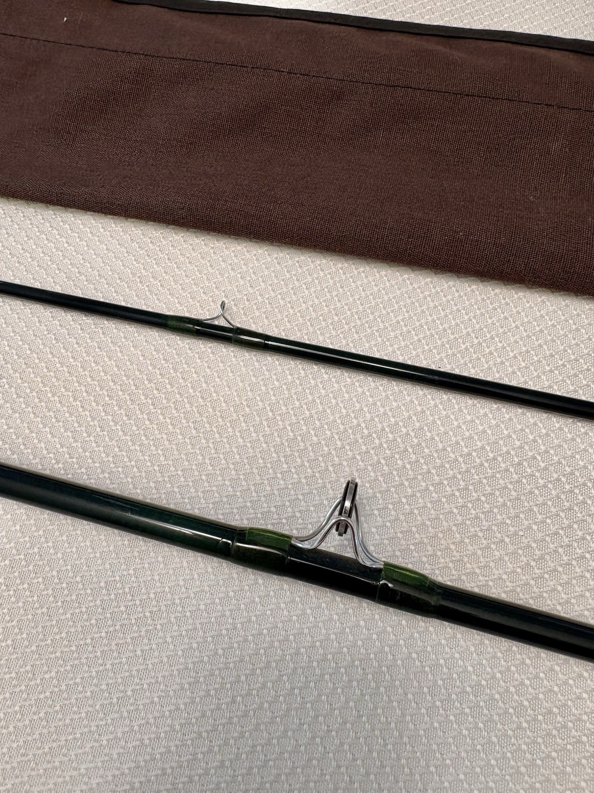 Vintage R.L. Winston Pre-IM6 Graphite Fly Rod – 9’ #8 – 2pc (Serial #4018)