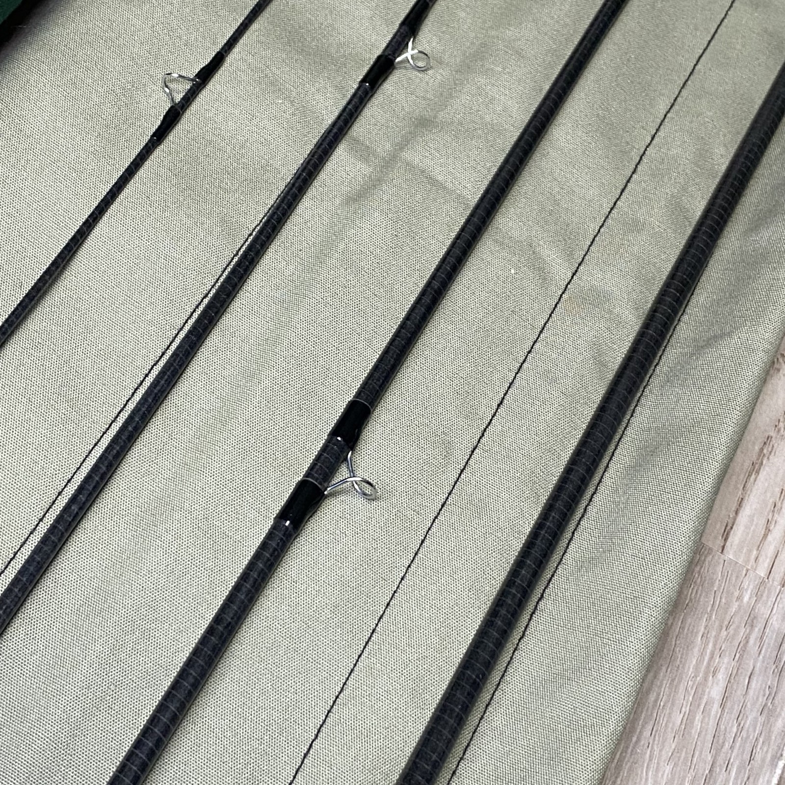 ORVIS Graphite TRANSTREAM 8’0” 3wt Fly rod w/Tube Case Sock