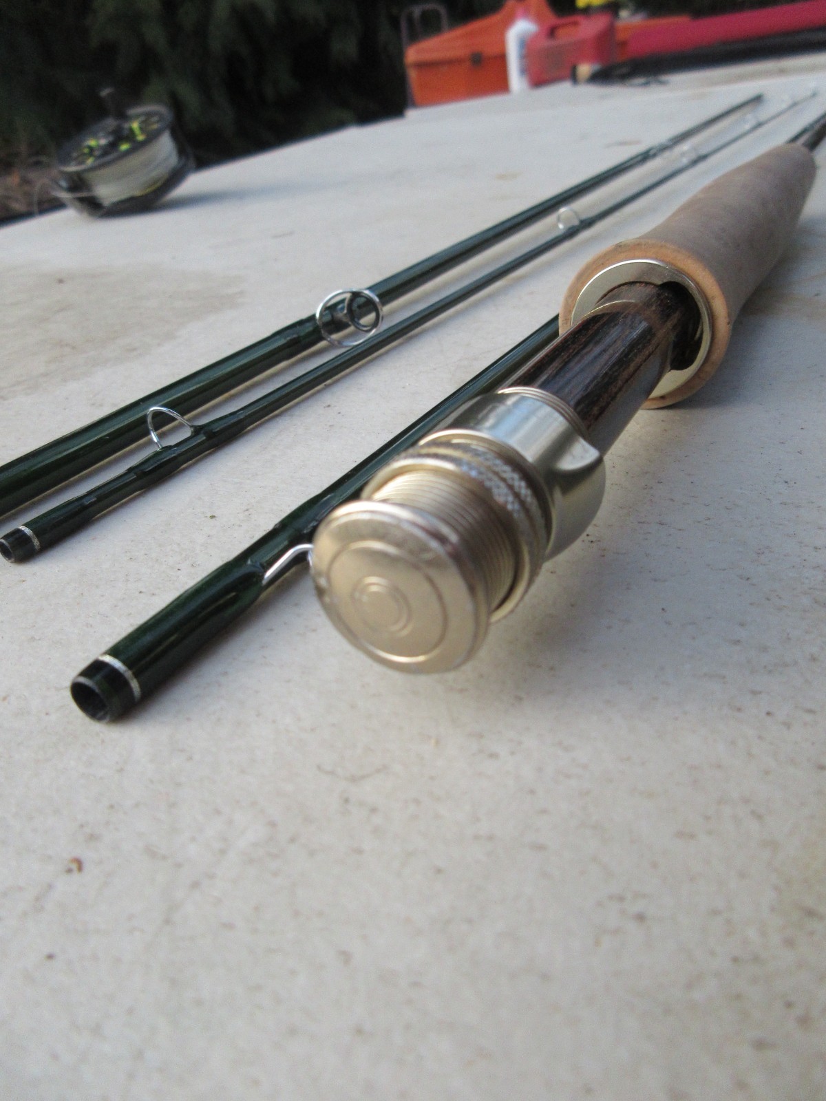 sage vxp 590 4 5wt 3 1/8oz Fly Fishing Rod pole in case, looks great