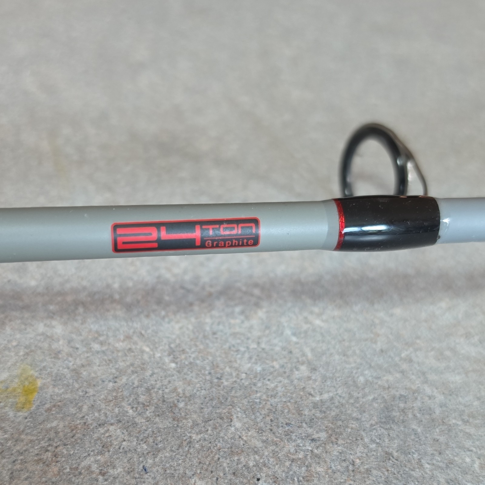 Abu Garcia 7 ft Medium Rod 6-12 lb 1/4-5/8 oz Gray ZATA2S70-5