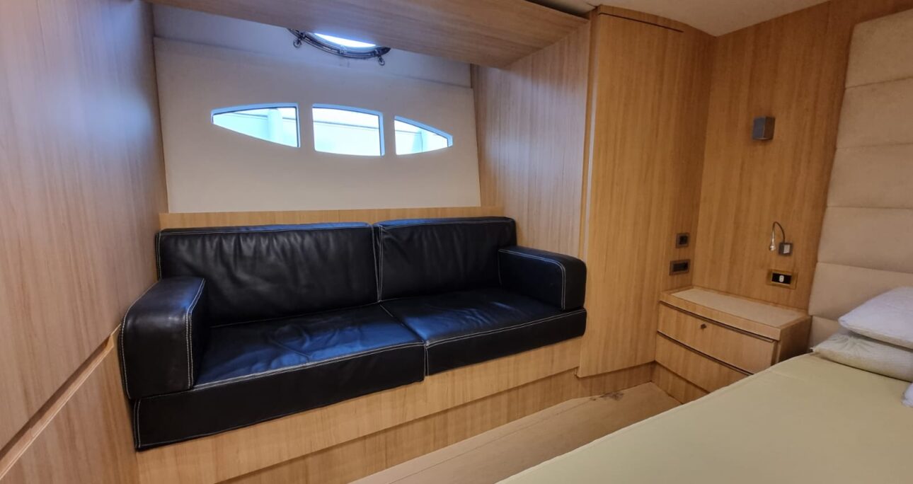 Interior Boat Wrapping
